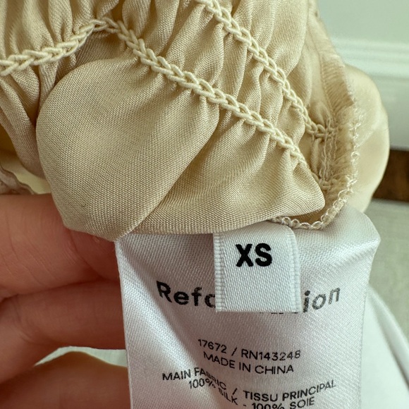Reformation Silk Shirred Tank top in Cream - Picture 4 of 5